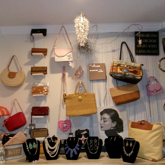 Purses!!!! - Picture 2 of 3